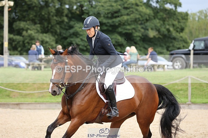 240817-110831-00829 - 03A Snr Disc