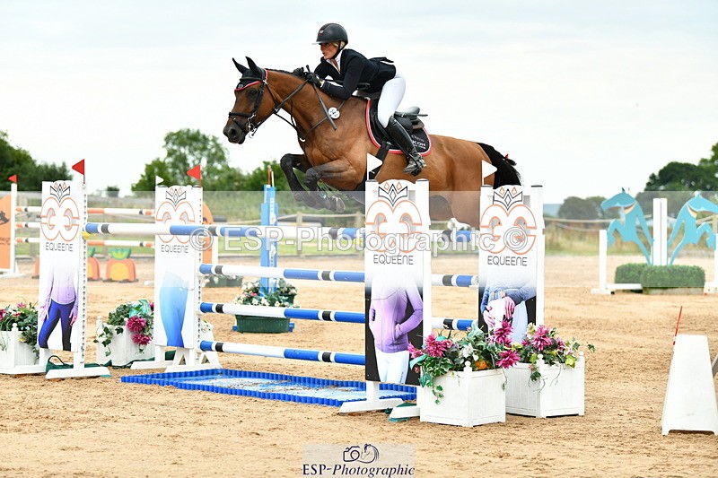 230720A-154249-03999 - Cls 9, 2 Star Big 1.40m Start to break