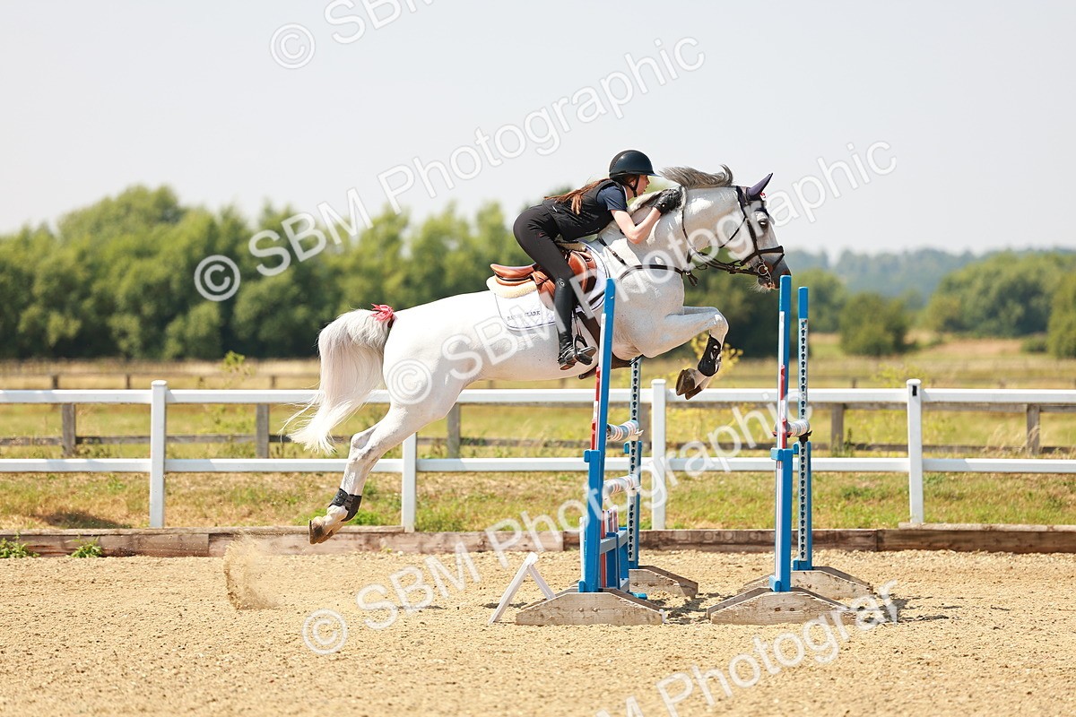 SBM_001894 - Class 5 - Senior Foxhunter - 1.20m
