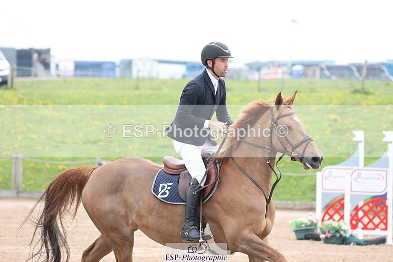 250424-125026-05597 - Cls 1 - 2 Star Small Tour