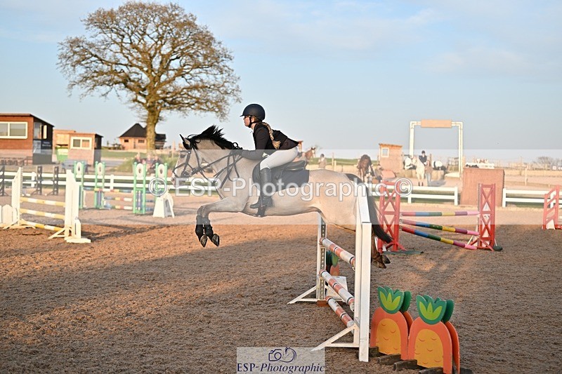 250408-191910-01259 - 90cm