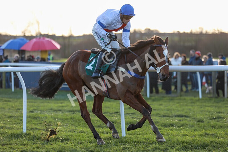 010125-Race 1-Its All About You-2205 - Race 1