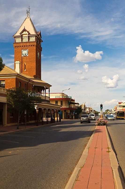 1KJS9327 RM) - Worldwide