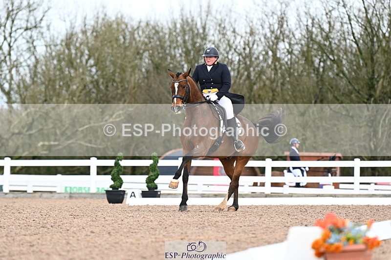 240218A-122127-07111 - 201-Emily.farleigh-Wake.up