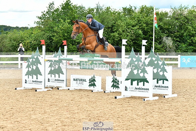 230721A-141355-06801 - Cls 22, 1 Star Gold 1.30m