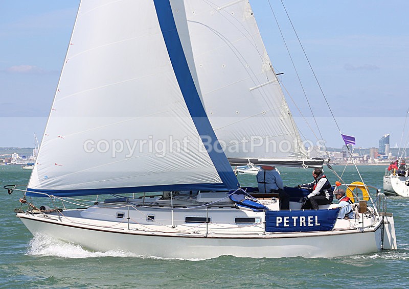 130601 PETREL WT7A1143 - ROUND THE ISLAND RACE - 1st June 2013