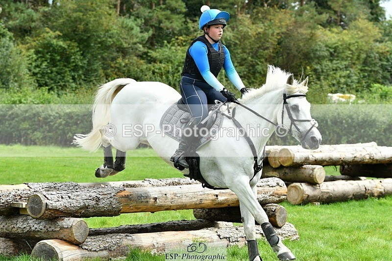 230817-142807-01289 - Theo's 2nd Group - XC