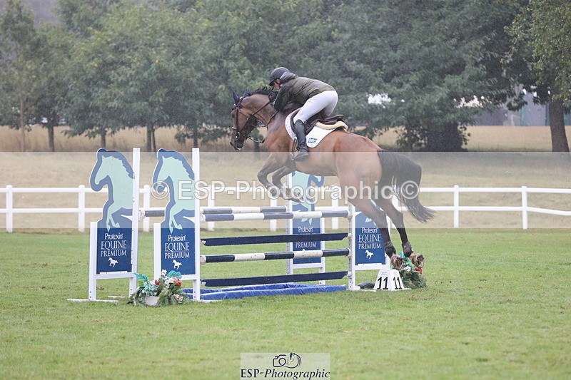 250830A-134826-06802 - Cls 16 Snr Newcomers and 1.10m Open