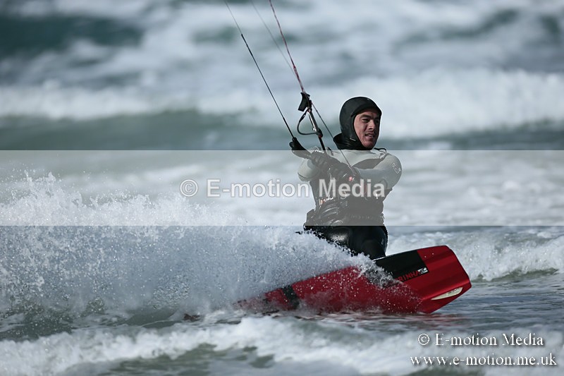 KS 020413-86 - Kite Surfing