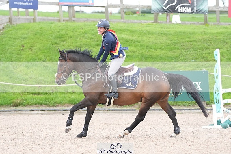 250921-155332-03900 - Cls 22 Unaffiliated 90cm Derby