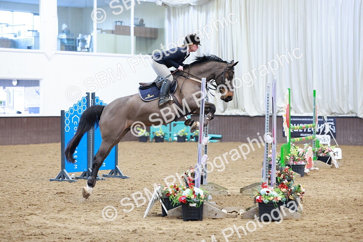 SBM_003834 - Class 11 - Senior Newcomers/ 1.10m Open