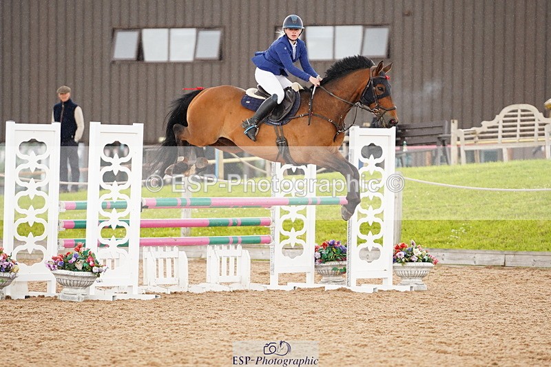 240526A-112802-07803 - Cls 26 Chard Equ 1.05m and 1.10m Grand Prix