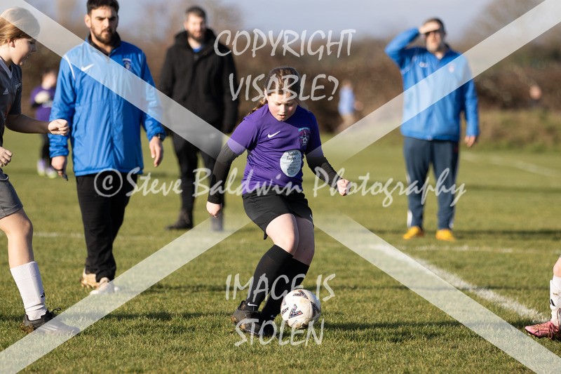 1DX30484 - 2026-01-17 FC Abbey Meads U9 Purple Girls V Develop FC U9 Girls