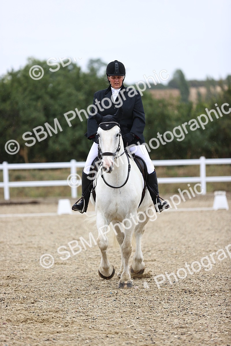 SBM_000126 - Class 2 - Intro 4 Championship 9.00-10.03