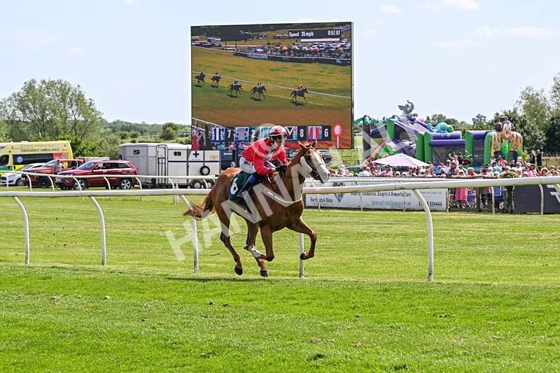300526-Race 2-Im Dan Dare-0326 - Race 2 14.27pm Every Race Live On Racing TV Handicap