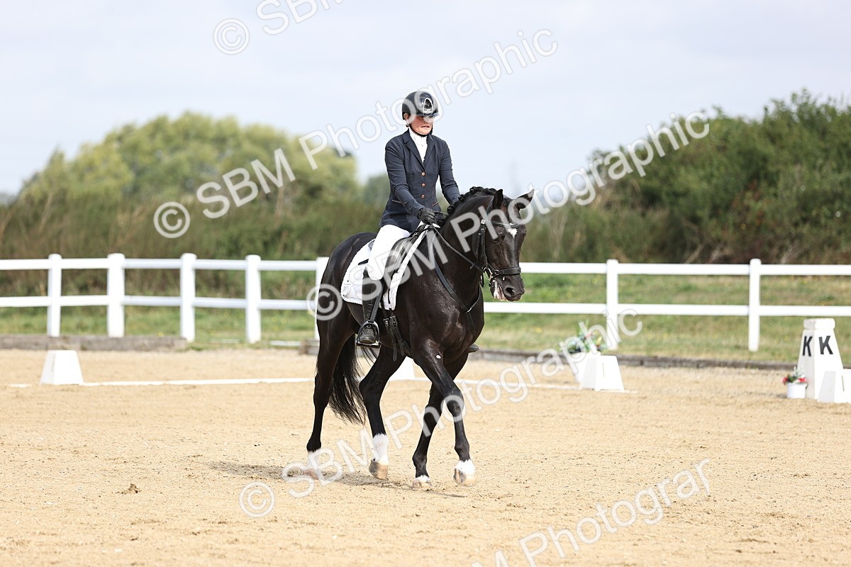 SBM_015435 - Class 14 - Novice 23 - 9.05-10.08