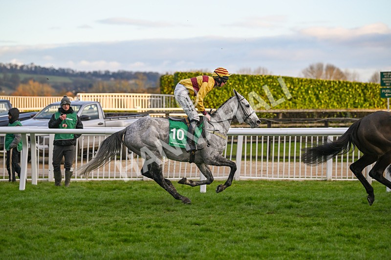 130325-Sine Nomine-WR-2082 - 13th March