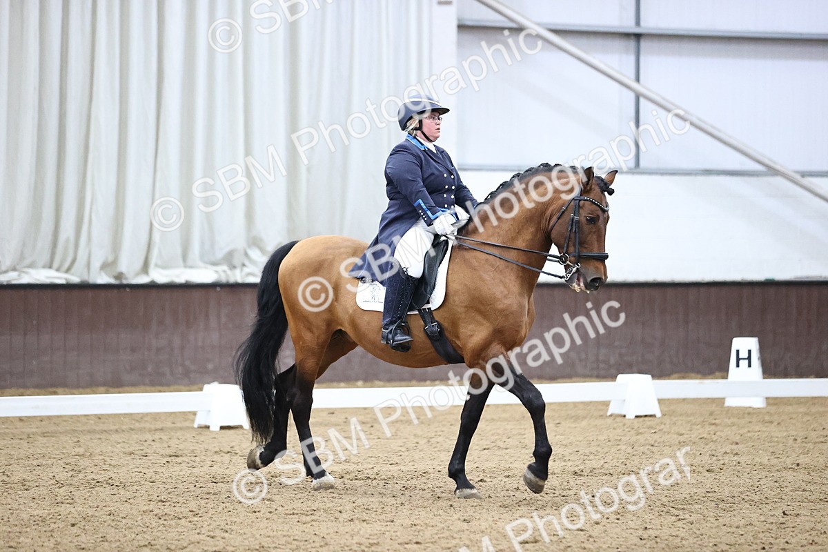 SBM_001312 - Class 21 -23 - FEI INT1-GP-Junior-Junior fsm