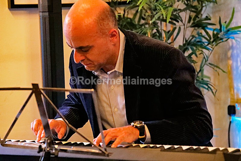  - BEN THOMAS & DAVIDE LOGIRI TRIO