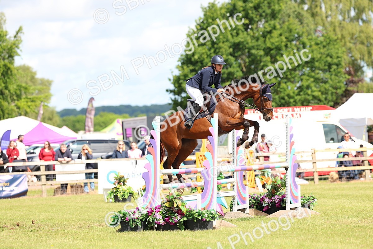 SBM_13551 - Class 206 - Senior Newcomers - 1.10m Open