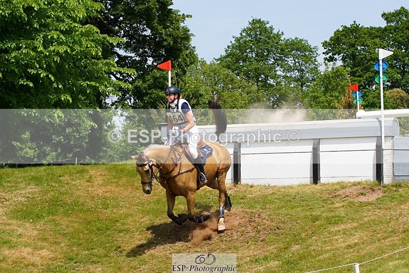 230528-135230-17467 - 464-GRANDE_BY_DESIGN-Emma_Manton-XC