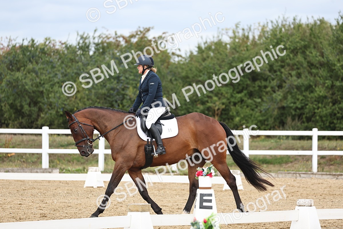 SBM_002592 - Class 7 - Novice 2 Warm Up