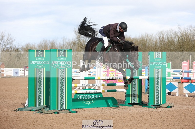 240223A-112630-00846 - Cls 4 Snr 1.05m Open