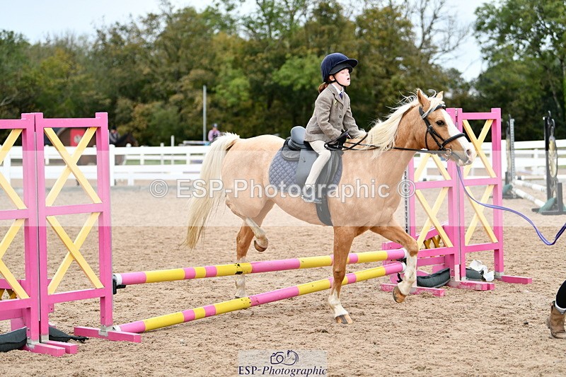 241013B-104746-00464 - Cls 2c 40cm Lead Rein