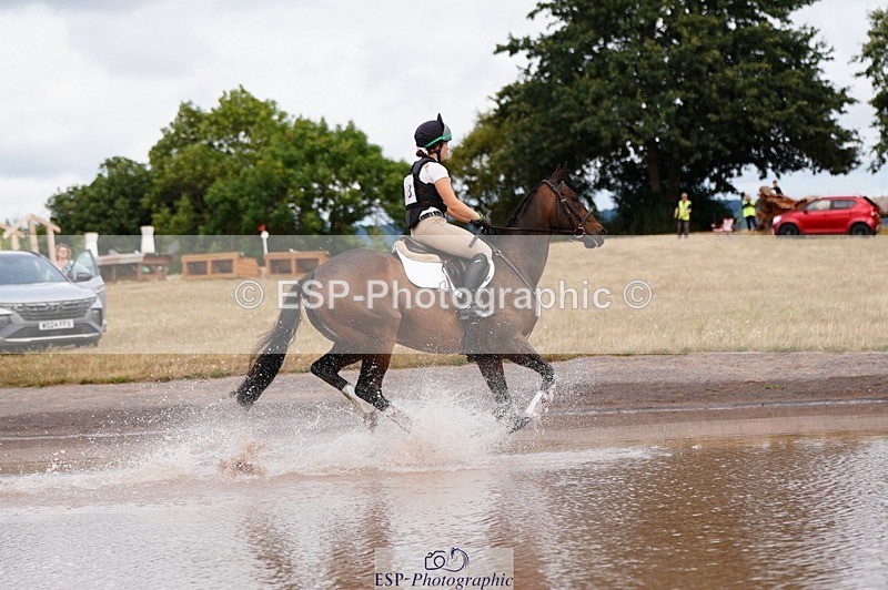 250803A-151854-16512 - O-668-Leia.Massey-SLIPALONGTREVASKIS