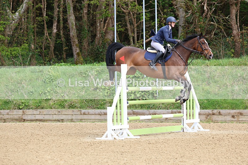 3E7A2400 - Class 9: Senior 1.30m open