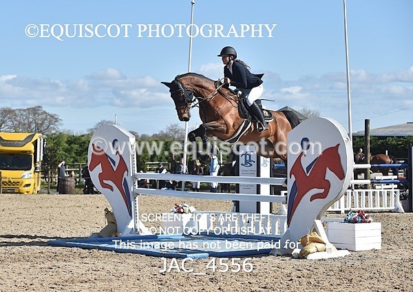 JAC_4556 - CLASS 11 SAT Andrew Hamilton Coach, RHS Foxhunter Championship Qualifier