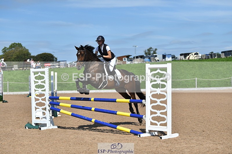 230903A-133057-04808 - Cls 15B U21 Intro 1m