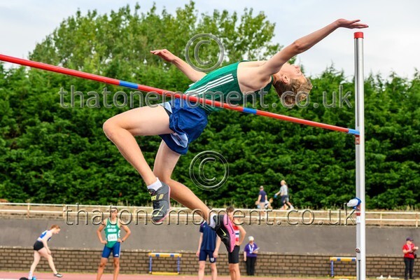 Sen25SUN-915455 - Field Male