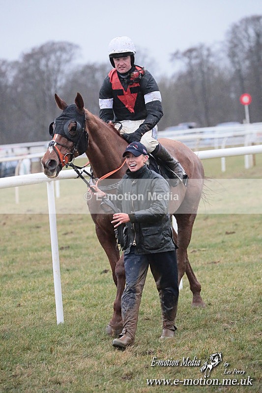 PtP 260125 907 - Cocklebarrow Point-to-Point racing with the Heythrop Hunt 26/01/25