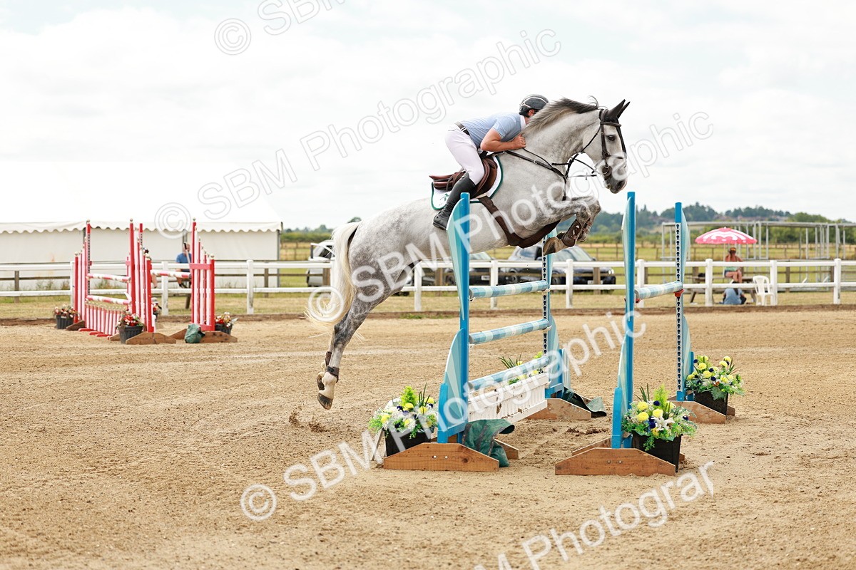 SBM_018234 - Class 21 - Senior Newcomers Championship 2d Rd