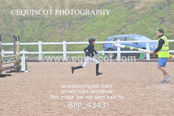BPP_4343 - SAT CLASS 31 Cats & Pipes 128/138cms Debut C'ship Qualifier