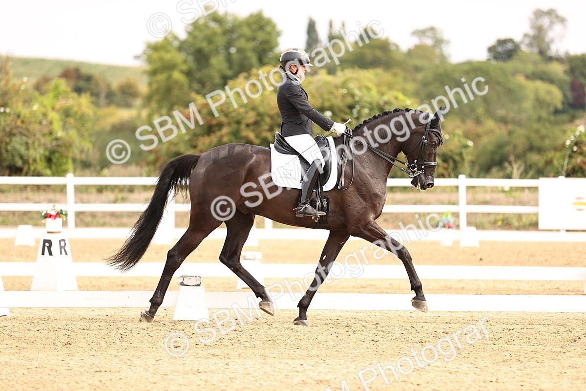 SBM_012843 - Class 2 - Advanced Medium 5 - 10.35-11.55