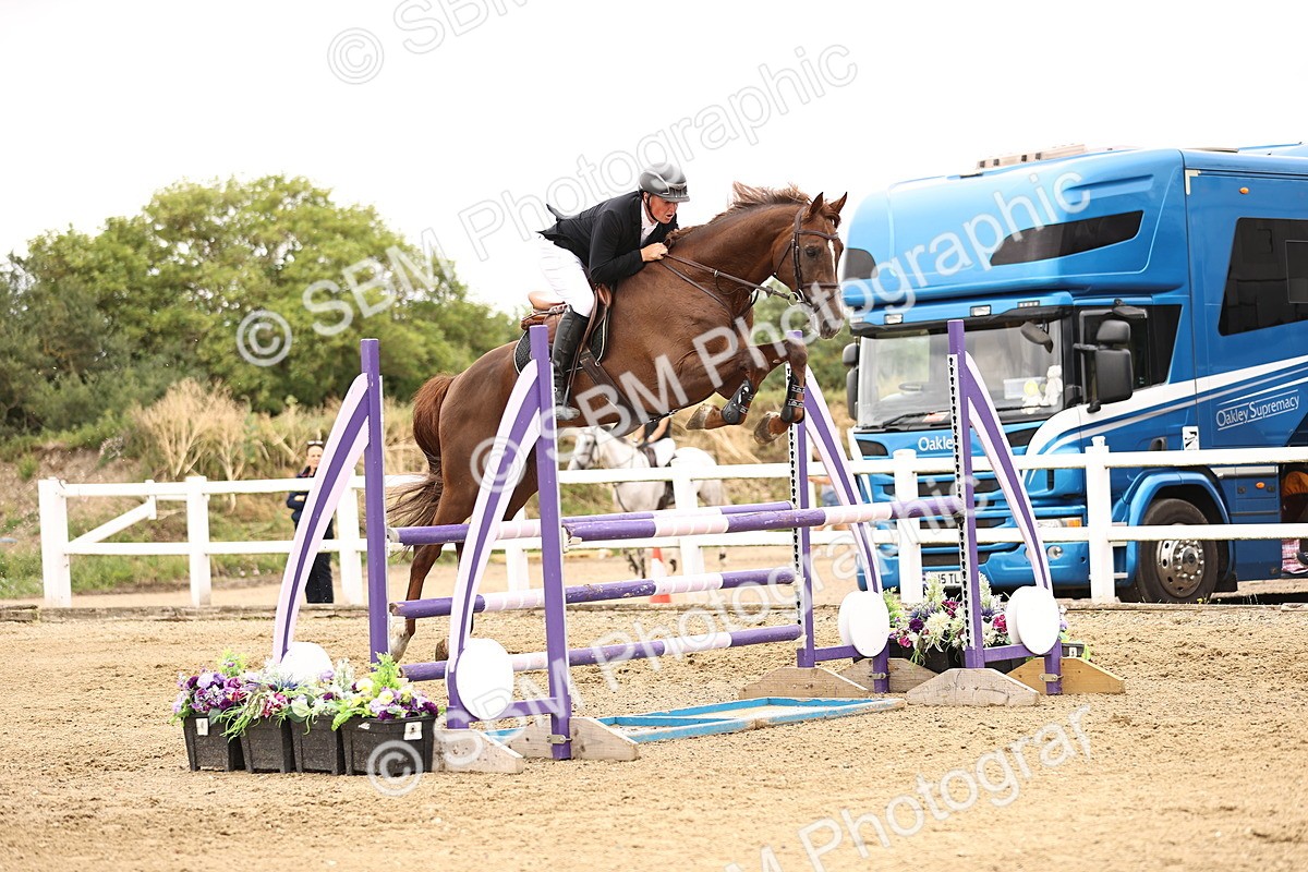 SBM_003267 - Class 21 - Senior Newcomers - 1.10m