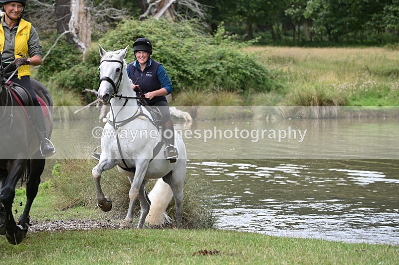 WJ7_3981 - Time at Water 12:52 to 13:22