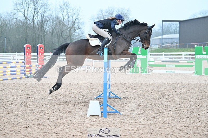 240113A-093317-01495 - Cls 9 British Novice and 90cm Open