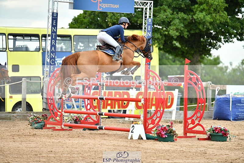 230720A-151740-03793 - Cls 9, 2 Star Big 1.40m Start to break