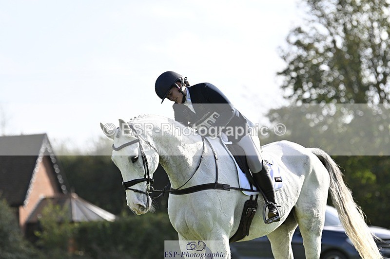 241025-142339-09637 - 386-Sarah.Ulph-COOL.ICE