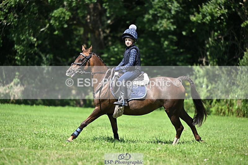 240729B-142653-02780 - Abbie's Group XC