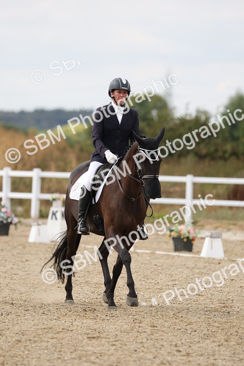 SBM_015607 - Class 6 - E5 Silver 15.54.16.58