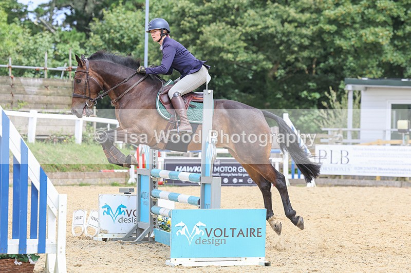3E7A4654 - Class 4: Senior British Novice/90cm open