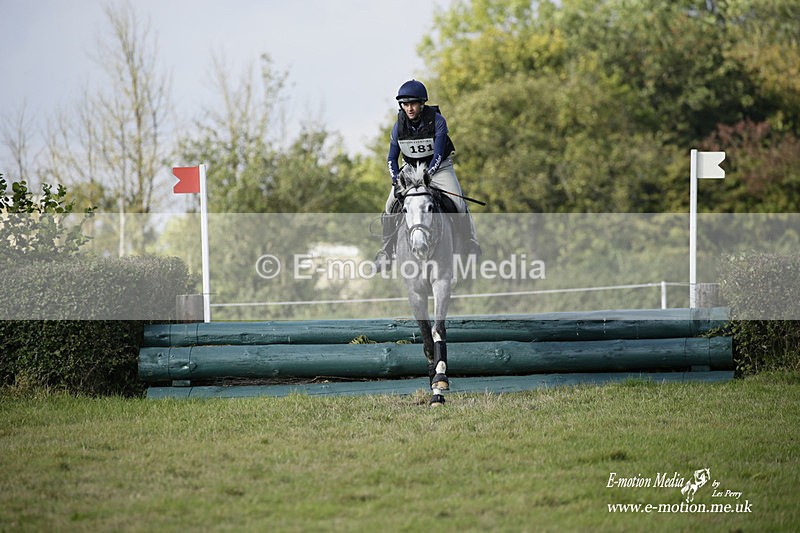  WWHT 171021 3356 - Intermediate (0.90m)  17/10/21