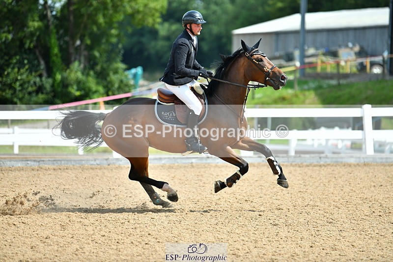 230721A-104811-05296 - Cls 30, 6 Yr Olds 1.20m