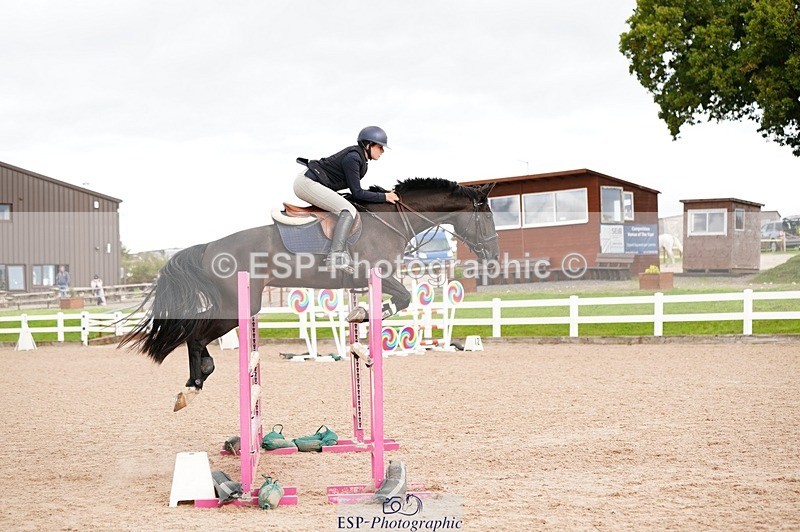 250921-142834-04039 - Cls 27+28 Club and Schools 1m