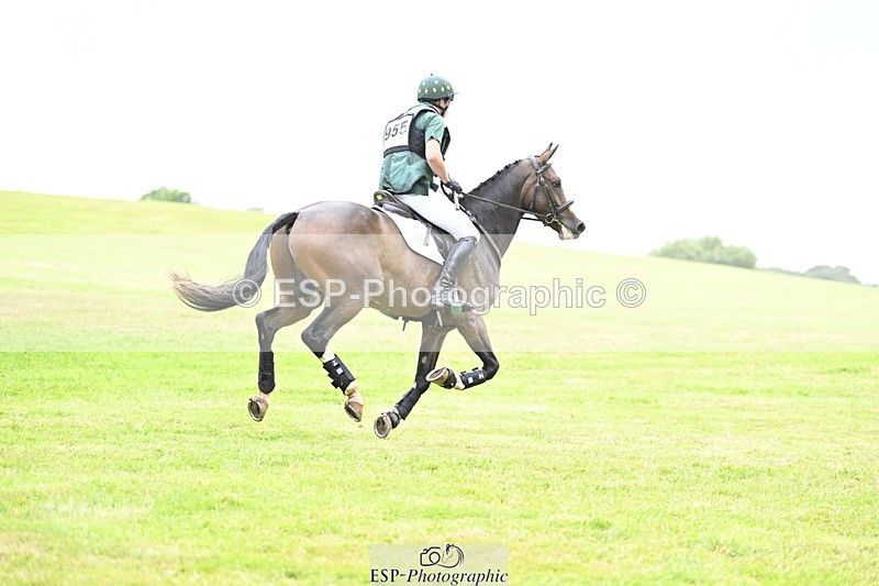 240825X-174309-38241 - 80cm XC 17.30 to End