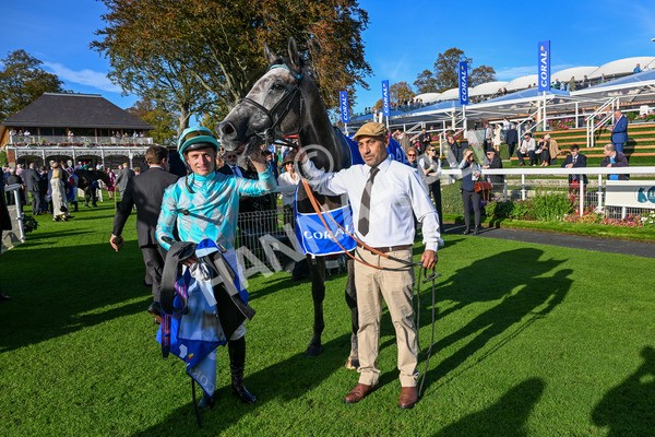 111025-Race 4-Binhareer-0511 - Race 4 Coral Sprint Trophy Handicap at York